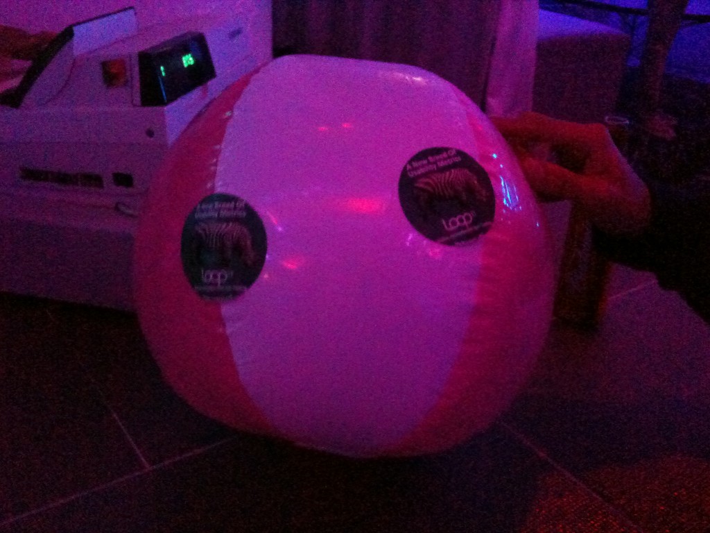Loop11 Beach ball